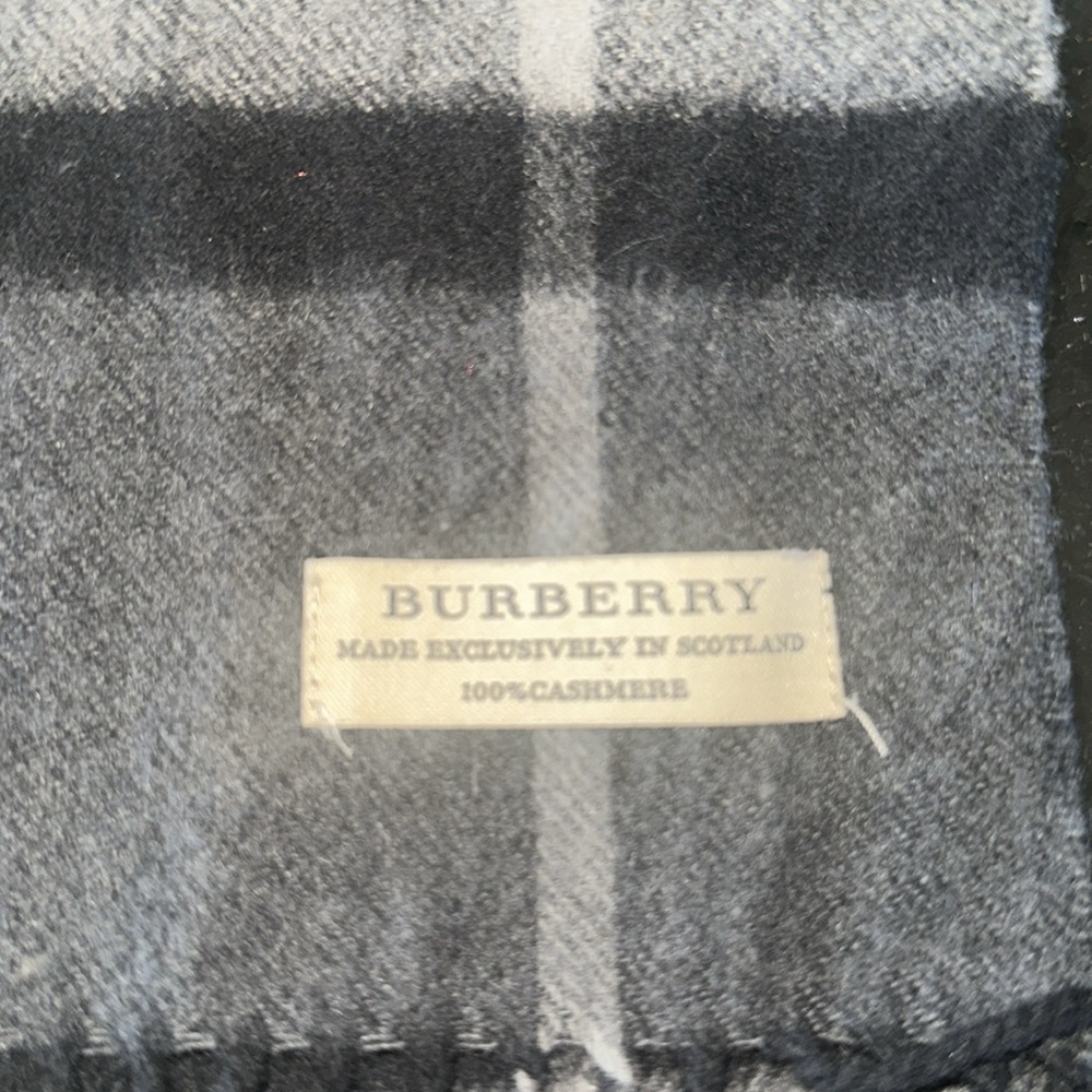 Burberry scarf
